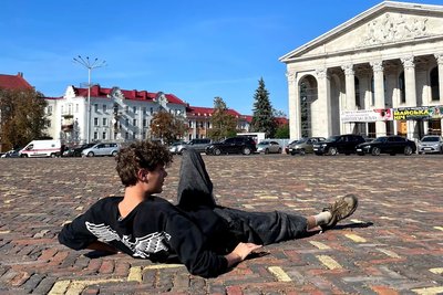 "Бо його дали ті, хто хотів вбити": історія переселенця з Донецька, що змінили ім'я через насильство в сім'ї