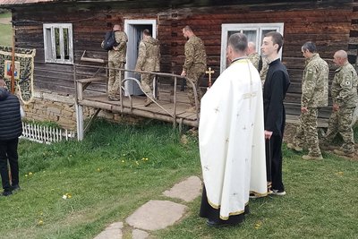 На Закарпатті попрощалися із полеглим захисником Василем Рогачем На Закарпатті попрощалися із полеглим захисником Василем Рогачем
