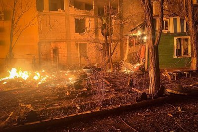 На Одещині через нічну атаку РФ сталася пожежа на базі відпочинку На Одещині через нічну атаку РФ сталася пожежа на базі відпочинку