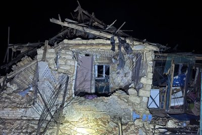 Руйнування внаслідок авіаудару по селі Катеринівці Куп'янського району, Харківська область, 21 листопада 2025 року