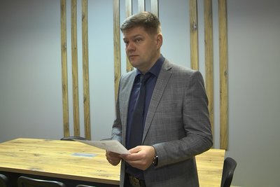 Директор Луцького ліцею №2 Роман Поліщук Директор Луцького ліцею №2 Роман Поліщук