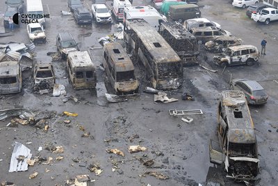 "Підприємство повністю знищене": наслідки атаки РФ на автосалон в Одесі