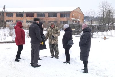 Ситуація на держпідприємстві "Рихальське" на Житомирщині: місцеві жителі розповіли, що тварини продовжують голодувати Ситуація на держпідприємстві "Рихальське" на Житомирщині: місцеві жителі розповіли, що тварини продовжують голодувати