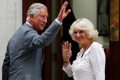 "Лондонський міст впав". Хто стане новим королем після смерті Єлизавети ІІ та як йому передадуть владу "Лондонський міст впав". Хто стане новим королем після смерті Єлизавети ІІ та як йому передадуть владу