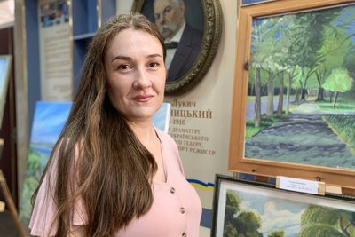Літні пейзажі: у Миколаєві відкрили виставку "Теплий липень" Літні пейзажі: у Миколаєві відкрили виставку "Теплий липень"