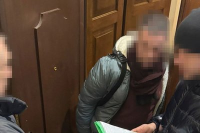 Підозрюваний в організації схеми незаконного бронювання Підозрюваний в організації схеми незаконного бронювання