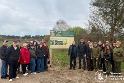 Саджанці Шевченкових дерев — у громаді на Житомирщині під час всеукраїнської екоакції заклали дубову алею