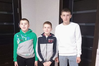 На Житомирщині жінка народила хлопчика вагою майже 6 кілограмів — це одинадцята дитина в родині На Житомирщині жінка народила хлопчика вагою майже 6 кілограмів — це одинадцята дитина в родині
