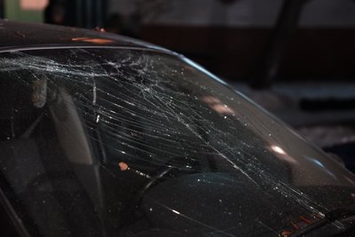 Влучання у сумському дворі: очевидці розповіли про російський удар Влучання у сумському дворі: очевидці розповіли про російський удар