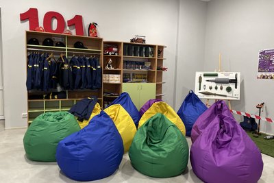 Про міни і пожежі через гру: у Миколаєві запрацював перший інтерактивний клас безпеки Про міни і пожежі через гру: у Миколаєві запрацював перший інтерактивний клас безпеки