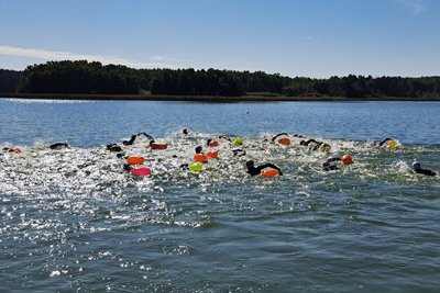 У Житомирі стартував відкритий міський турнір з плавання на відкритій воді "Кубок трьох річок" У Житомирі стартував відкритий міський турнір з плавання на відкритій воді "Кубок трьох річок"