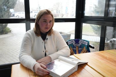 "Впізнала по руках та шкарпетках": дружина військовополоненого з Миколаївщини пережила окупацію та чекає на чоловіка "Впізнала по руках та шкарпетках": дружина військовополоненого з Миколаївщини пережила окупацію та чекає на чоловіка