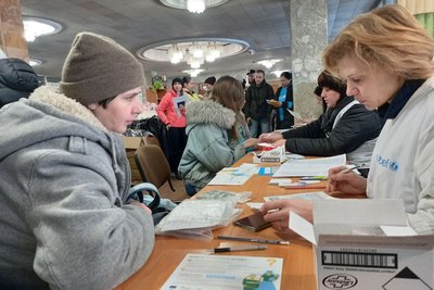 У Луцьку роздали 550 пакунків із теплим одягом від ЮНІСЕФ У Луцьку роздали 550 пакунків із теплим одягом від ЮНІСЕФ