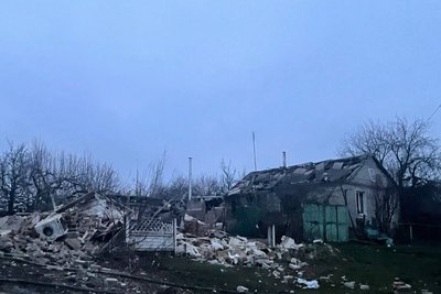 Наслідки російського авіаудару по Шестаковому Старосалтівської громади, 28 листопада 2025 року Наслідки російського авіаудару по Шестаковому Старосалтівської громади, 28 листопада 2025 року