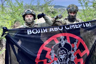 "Пішов служити за батьківщину": історія військового, який брав участь в обороні Харкова "Пішов служити за батьківщину": історія військового, який брав участь в обороні Харкова