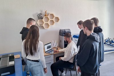 У Новому Бузі у Хабі Стійкості безоплатно навчають кулінарії, 3D-друку та аграрній справі У Новому Бузі у Хабі Стійкості безоплатно навчають кулінарії, 3D-друку та аграрній справі