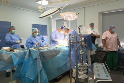Волинські лікарі вперше імплантували в серце пристрій механічної підтримки