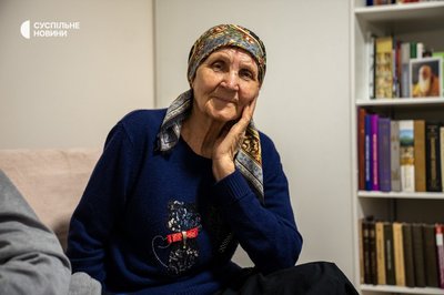Дружина художника Василя Боженко Раїса в квартирі доньки у Херсоні Дружина художника Василя Боженко Раїса в квартирі доньки у Херсоні