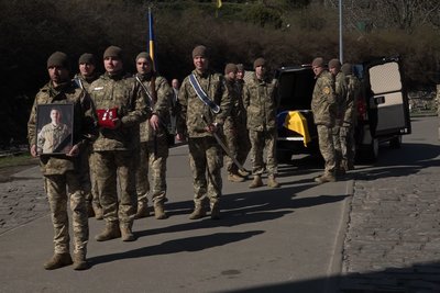"Він пішов воювати і за Україну, і за іншу Росію": історія 21-річного бійця РДК Тимофія Ануфрієва "Він пішов воювати і за Україну, і за іншу Росію": історія 21-річного бійця РДК Тимофія Ануфрієва