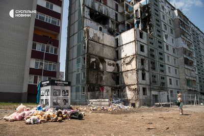 Родина загиблих через ракетний удар в Умані дітей Софії Шульги та Кирила Писарєва Родина загиблих через ракетний удар в Умані дітей Софії Шульги та Кирила Писарєва