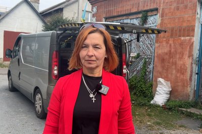 "8 гривень за кілограм": як на Рівненщині збирають каштани на підтримку ЗСУ