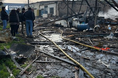 Який вигляд має СТО після удару РФ в Ізмаїлі: фото наслідків атаки Який вигляд має СТО після удару РФ в Ізмаїлі: фото наслідків атаки
