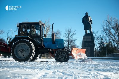 Одеса сонячна та засніжена: який вигляд має місто після негоди. Фоторепортаж Одеса сонячна та засніжена: який вигляд має місто після негоди. Фоторепортаж