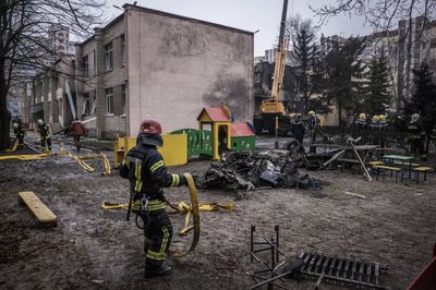 Бровари падіння гелікоптера 18 січня 2023 Бровари падіння гелікоптера 18 січня 2023