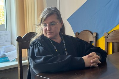 Двом підозрюваним у причетності до вибухів поблизу Житомира обрали запобіжні заходи: що відомо Двом підозрюваним у причетності до вибухів поблизу Житомира обрали запобіжні заходи: що відомо