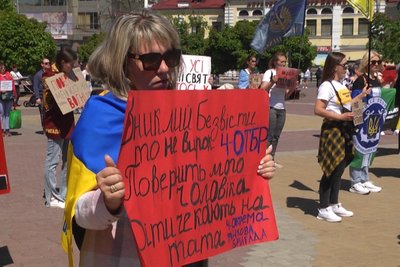 Акція "Поверніть героїв з полону" у Хмельницькому, 3 травня 2024 Акція "Поверніть героїв з полону" у Хмельницькому, 3 травня 2024
