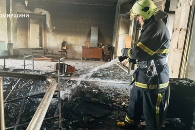 В одному з районів Житомира під час пожежі виявили тіло чоловіка: що відомо