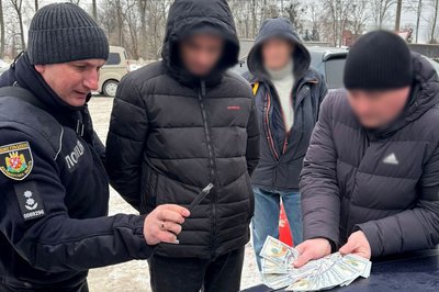 На Житомирщині судитимуть 2 чоловіків, яких обвинувачують у сприянні встановлення інвалідності для виїзду за кордон На Житомирщині судитимуть 2 чоловіків, яких обвинувачують у сприянні встановлення інвалідності для виїзду за кордон