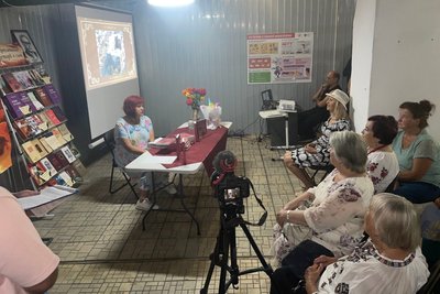 В Охтирці презентували книгу про життя Багряного «Чути голоси» В Охтирці презентували книгу про життя Багряного «Чути голоси»