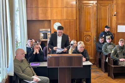Справа про вимагання, вбивство, викрадення людей: обвинуваченим з Коростишева продовжили запобіжні заходи Справа про вимагання, вбивство, викрадення людей: обвинуваченим з Коростишева продовжили запобіжні заходи