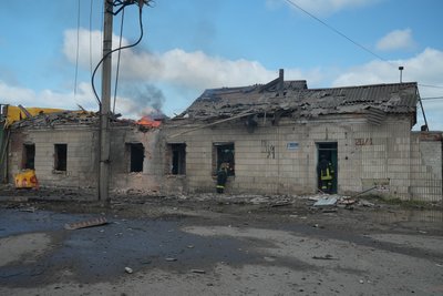 “Пікірують і падають”: російська армія чотири рази атакувала цивільну інфраструктуру Сум “Пікірують і падають”: російська армія чотири рази атакувала цивільну інфраструктуру Сум
