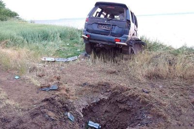 На Миколаївщині автомобіль наїхав на протипіхотну міну