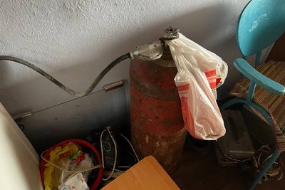 Без світла та газу. В селі на Миколаївщині вирішували як пережити зиму Без світла та газу. В селі на Миколаївщині вирішували як пережити зиму