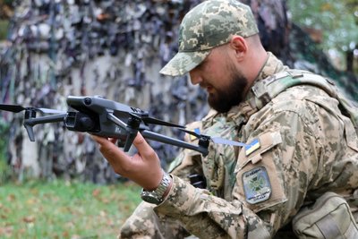 Від діджея до інструктора БпЛА: бойова історія прикордонника з Волині на псевдо «SEVEN» Від діджея до інструктора БпЛА: бойова історія прикордонника з Волині на псевдо «SEVEN»