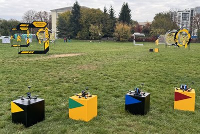 Понад 300 учасників змагалися у "Студентській технологічній лізі з FPV-перегонів" Понад 300 учасників змагалися у "Студентській технологічній лізі з FPV-перегонів"