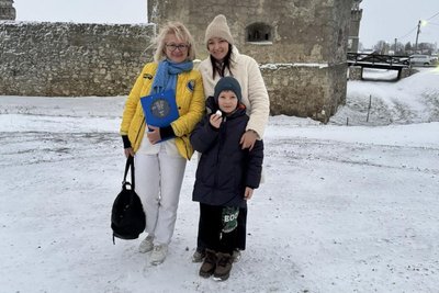 Юлія Смоляр, Лана Вєтрова, Скалатський замок