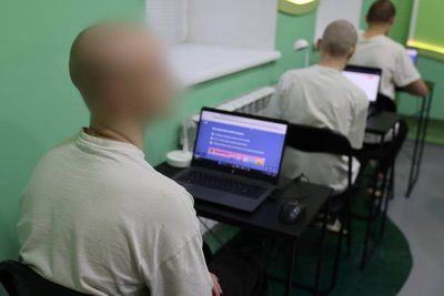 Підлітки в "зеленій кімнаті" Харківського СІЗО Підлітки в "зеленій кімнаті" Харківського СІЗО