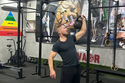 "Спорт гартує тіло і характер", — ветеран з Житомира Андрій Гнатенко про безоплатні заняття кросфітом "Спорт гартує тіло і характер", — ветеран з Житомира Андрій Гнатенко про безоплатні заняття кросфітом
