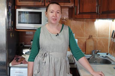 Заморські делікатеси готує сама: лучанка варить 10 сортів сиру вдома на кухні Заморські делікатеси готує сама: лучанка варить 10 сортів сиру вдома на кухні