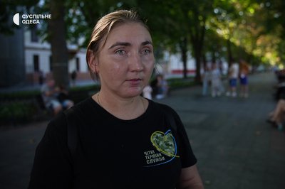 В Одесі відбувся пікет членів родин військовослужбовців за чіткі терміни служби В Одесі відбувся пікет членів родин військовослужбовців за чіткі терміни служби
