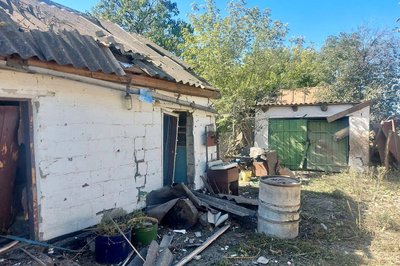Війська РФ обстріляли два райони Дніпропетровщини: поранена 72-річна жінка