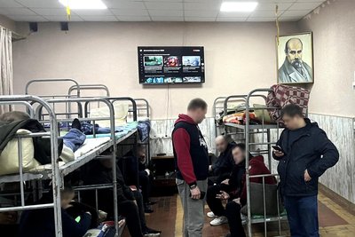 Умови тримання військовозобов'язаних, які проходять медкомісію, в Одеському ТЦК Умови тримання військовозобов'язаних, які проходять медкомісію, в Одеському ТЦК