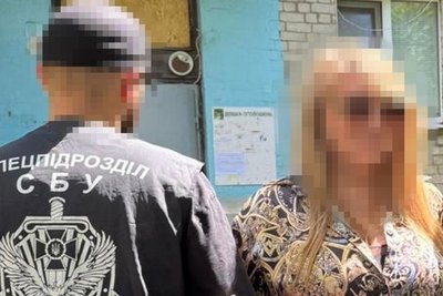 Одна із підозрюваних в організації схеми ухилення від мобілізації у Харкові