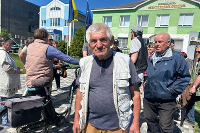 Жителі громади на Житомирщині знову вийшли проти масових крадіжок лісу Жителі громади на Житомирщині знову вийшли проти масових крадіжок лісу