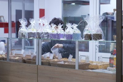 Від традиційних пасок до панетоне: скільки коштує великодня випічка на вінницьких ринках Від традиційних пасок до панетоне: скільки коштує великодня випічка на вінницьких ринках