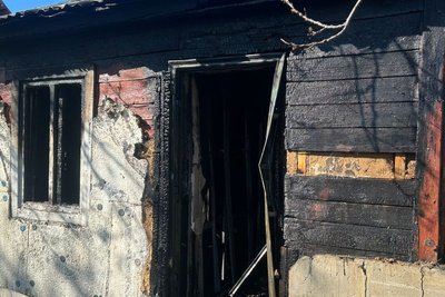 У Пісочині чоловік, ймовірно, підпалив будинок